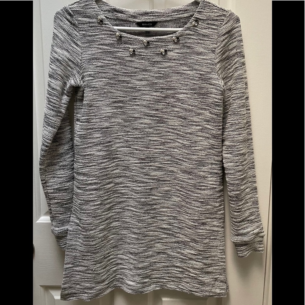 Tunic Length Sweater - Picture 2 of 2